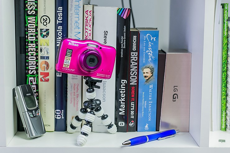 Nikon S32 (14).jpg